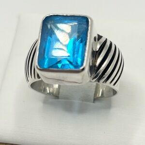 Size 7 Sterling Silver ring with a Lg Blue Topaz